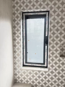 Isıyalıtımlı Alüminyum Çift Açılım Sistem Cam Arası Entegre Edilmiş Jaluzi Perde