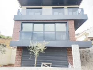 Isıyalıtımlı Alüminyum Villa Ön Dış Görünüş